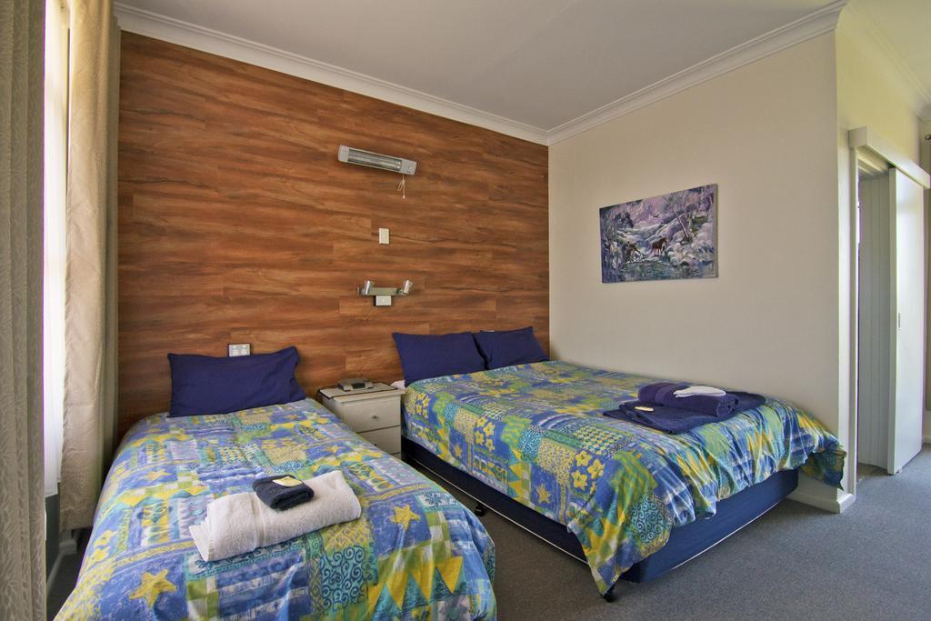 Norfolk Pines Motel Merimbula Zewnętrze zdjęcie